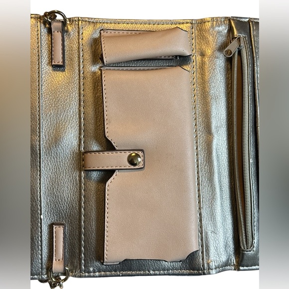 Nine West velvet quilted crossbody bag blush with gold bow and chain accents - Picture 6 of 11